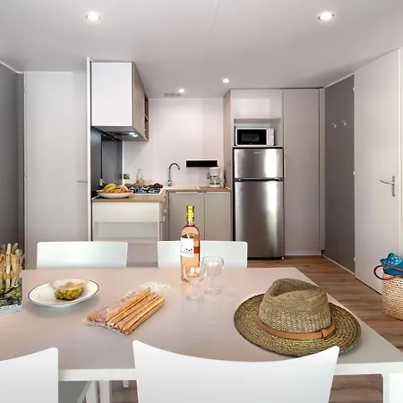 Kemping Vic's Land Holidays 5*