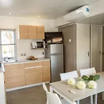 Kemping Vic's Land Holidays 5*