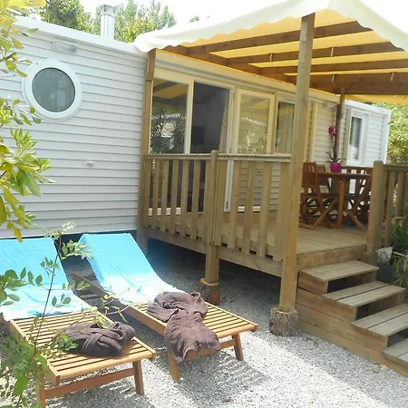 Parque de Campismo Vic's Land Holidays 5*