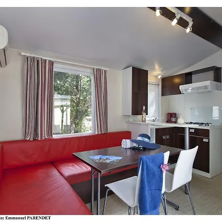 Vic's Land Holidays Grimaud