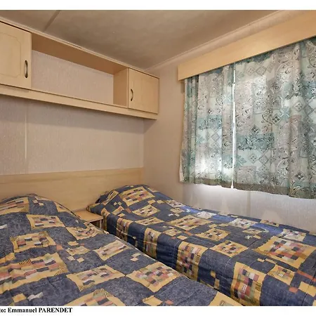 Vic's Land Holidays