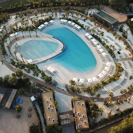 Vic's Land Holidays Grimaud