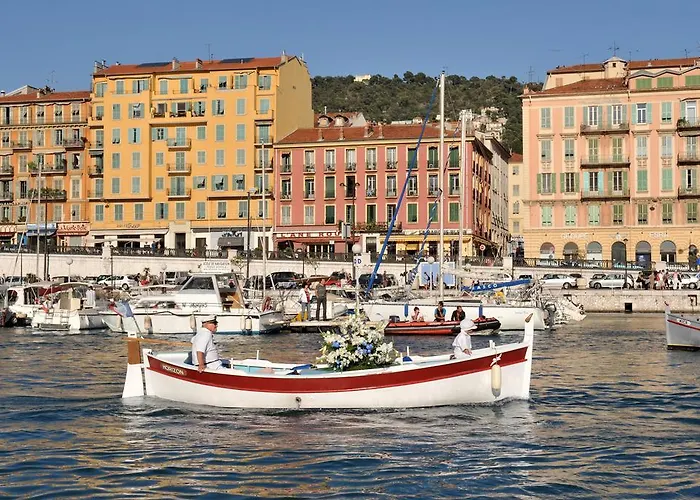 Vic's Land Holidays 5* Grimaud