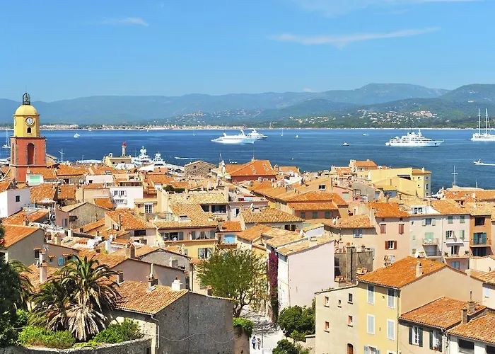 Vic's Land Holidays Grimaud