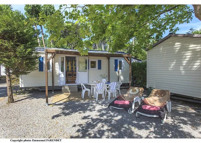 Vic's Land Holidays Grimaud
